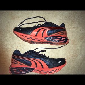 Puma Sport Lifestyle Shoes.  Men’s 9.  Poseidon